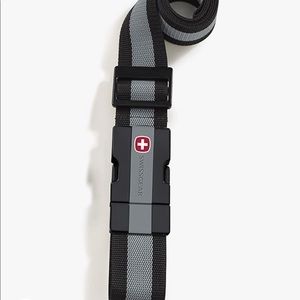 SwissGear Adjustable Luggage Strap